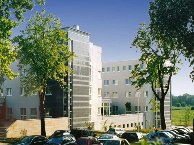 Designhotel + Congresscentrum Wienecke Xi. 4*